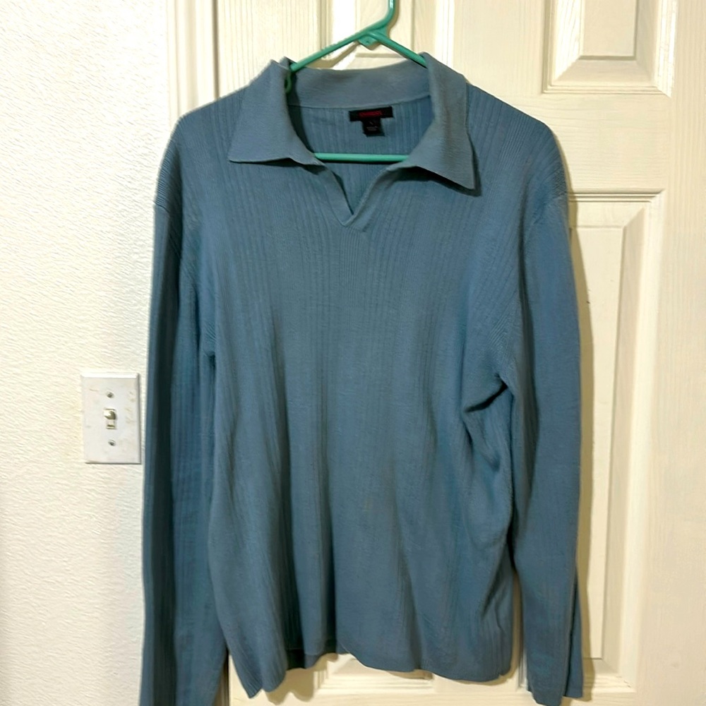 Men’s Express V-neck collared pull over sweater